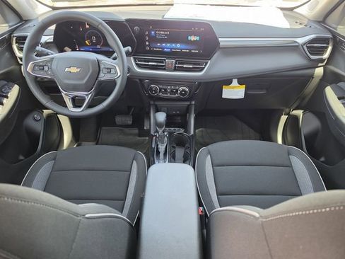 New 2026 Chevrolet TrailBlazer LT w/ Convenience Package image 15