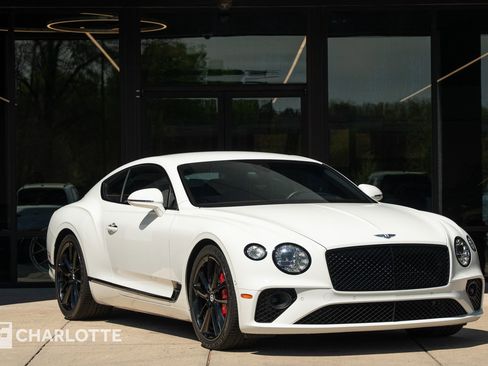 Used 2020 Bentley Continental GT V8 image 1
