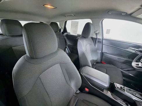 Used 2024 Kia Sportage LX FWD image 25