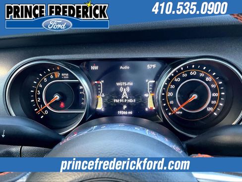 Used 2023 Jeep Gladiator Mojave w/ LED Lighting Group image 19