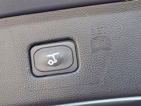 Used 2024 Ford Edge SEL w/ Convenience Package image 35