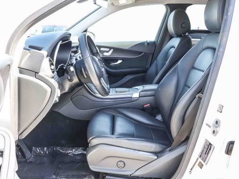 Used 2022 Mercedes-Benz GLC 300 image 17