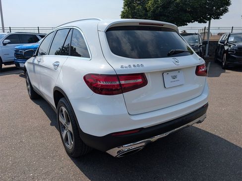Used 2019 Mercedes-Benz GLC 300 4MATIC image 3