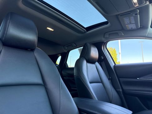 Used 2024 MAZDA CX-30 AWD 2.5 S w/ Preferred Package image 18