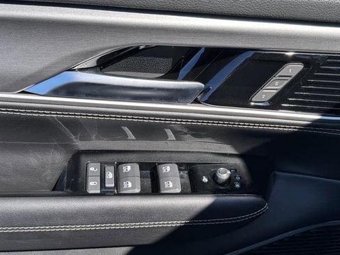 New 2025 Jeep Wagoneer Series III w/ Premium Group I image 48