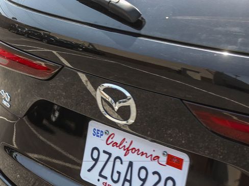 Used 2024 MAZDA CX-90 Plug-In Hybrid w/ Premium Pkg AWD/4WD image 9