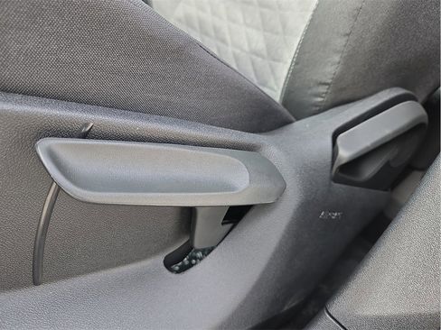 New 2026 Volkswagen Tiguan S image 18