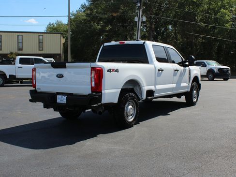 Used 2024 Ford F250 XL image 13