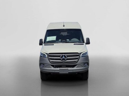 New 2026 Mercedes-Benz Sprinter 2500 image 9