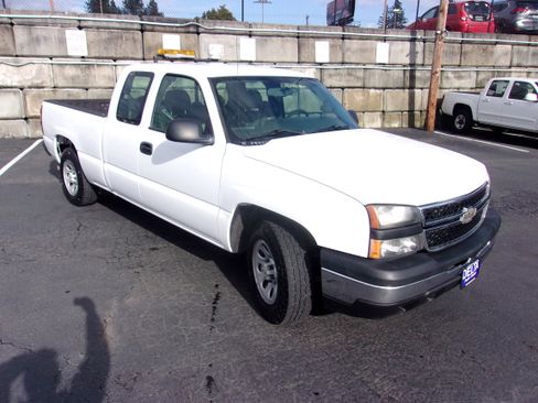 Used 2007 Chevrolet Silverado 1500 W/T w/ Light Duty Power Package image 5