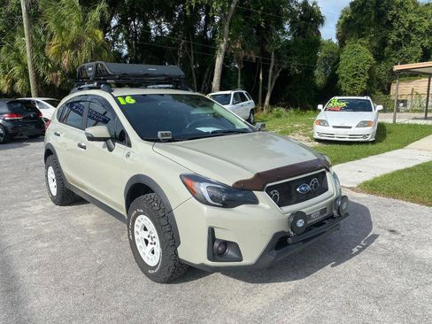 Used 2016 Subaru Crosstrek 2.0i Limited w/ Popular Package #2 AWD/4WD image 5