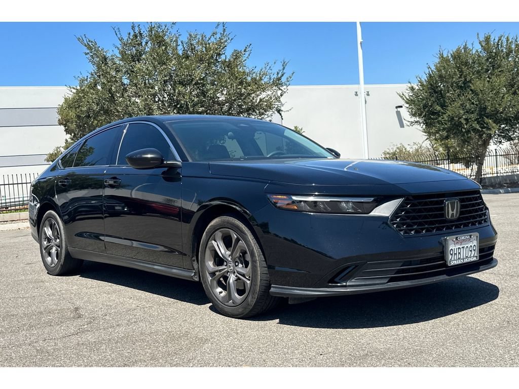 Used 2023 Honda Accord EX image 8