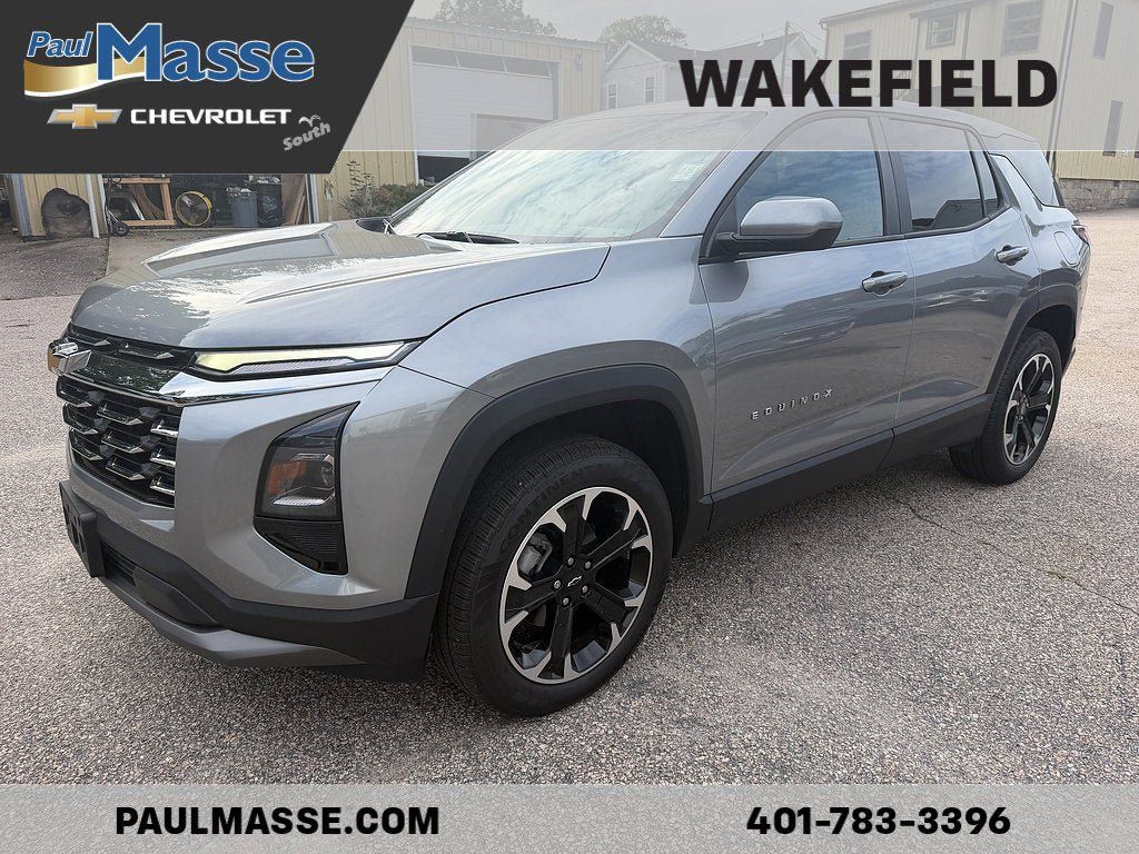 Used 2026 Chevrolet Equinox LT w/ Convenience Package II AWD/4WD image 2