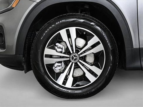 Certified 2026 Mercedes-Benz GLB 250 4MATIC w/ Sun & Sound Package image 26