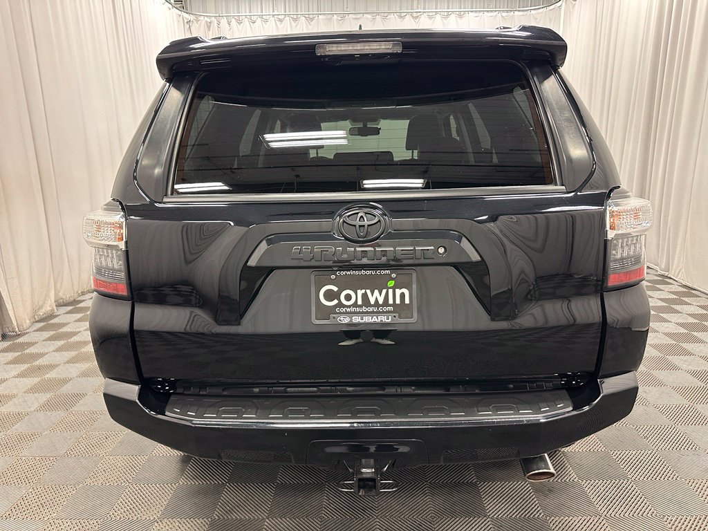 Used 2016 Toyota 4Runner SR5 Premium AWD/4WD image 28