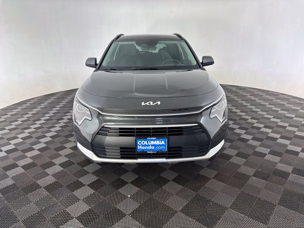 Used 2025 Kia Niro LX FWD image 3