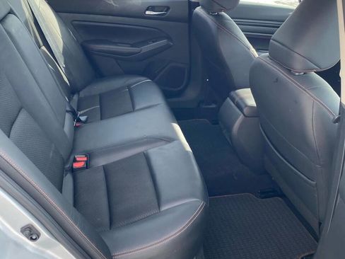 Used 2022 Nissan Altima 2.5 SR FWD image 24