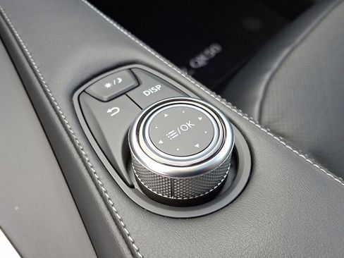 Certified 2023 INFINITI QX50 Luxe image 23