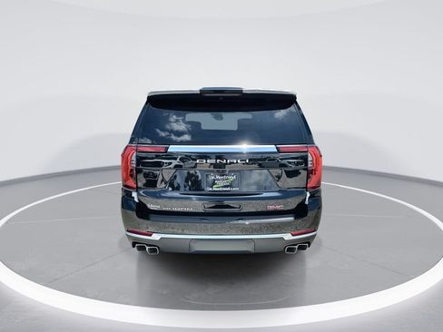 New 2026 GMC Yukon Denali w/ Denali Reserve Package AWD/4WD image 7