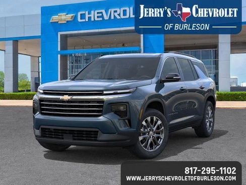 New 2026 Chevrolet Traverse LT w/ Sun and Wheel Package image 8