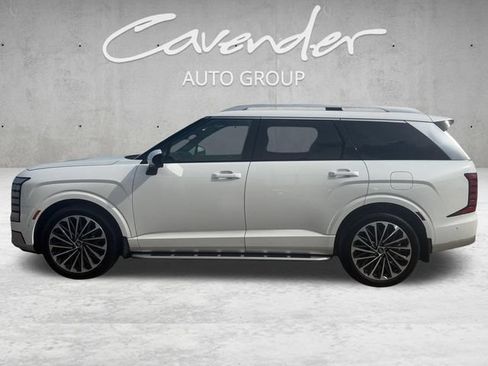 Used 2026 Hyundai Palisade Calligraphy FWD image 13