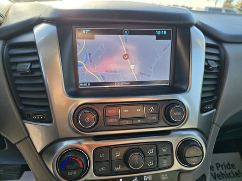 Used 2018 Chevrolet Suburban LT image 23