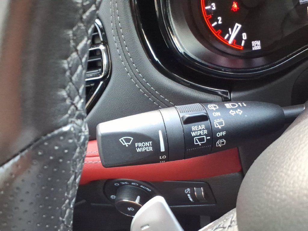 Used 2022 Dodge Durango R/T AWD/4WD image 35