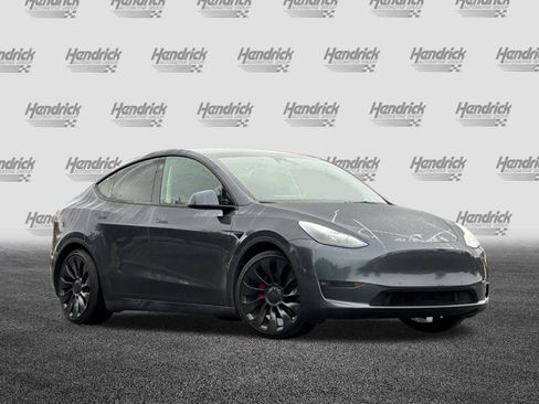 Used 2022 Tesla Model Y Performance image 2