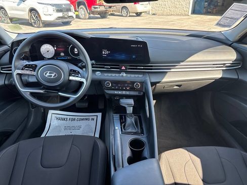 Certified 2024 Hyundai Elantra SEL FWD image 16