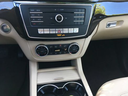 Used 2018 Mercedes-Benz GLE 350 4MATIC image 19