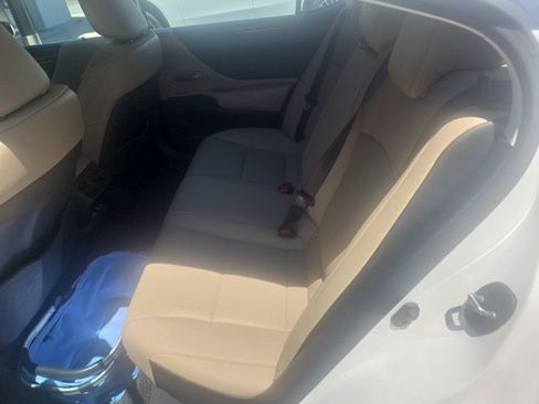 Used 2020 Lexus ES 350 w/ Premium Package FWD image 28