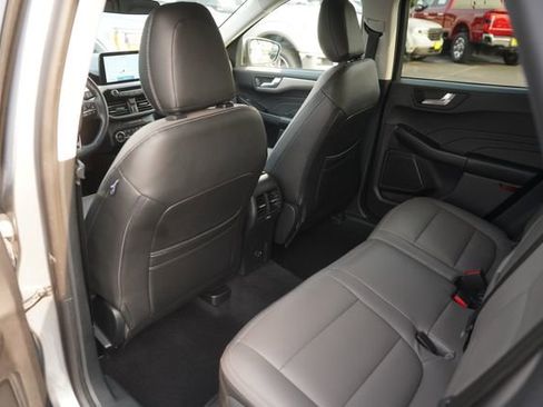 Used 2021 Ford Escape SE w/ Convenience Package FWD image 12