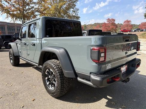 New 2026 Jeep Gladiator Rubicon w/ Steel Bumper Group image 7
