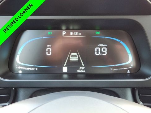 New 2025 Hyundai Elantra Sport image 13