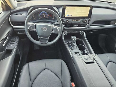 Certified 2026 Toyota Grand Highlander FWD image 20