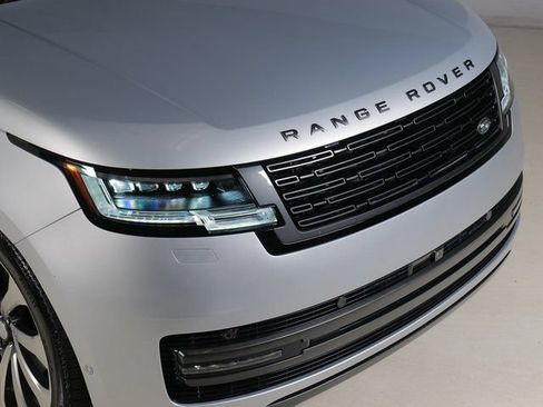 Certified 2025 Land Rover Range Rover Long Wheelbase Autobiography AWD/4WD image 31