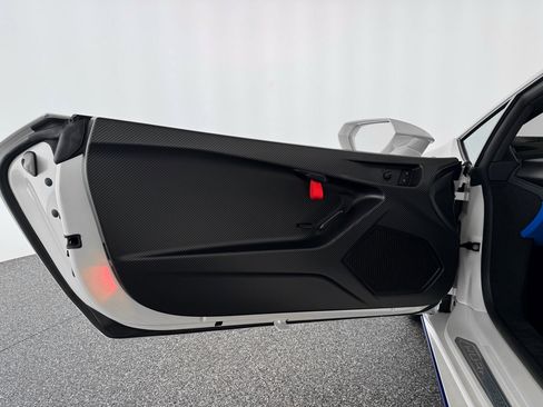 Used 2023 Lamborghini Huracan Tecnica image 12