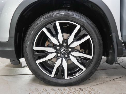 Used 2019 Honda Pilot Touring image 35