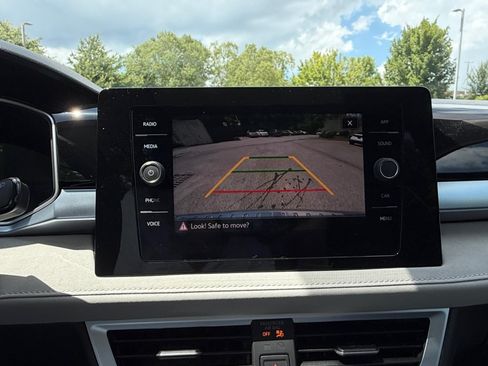 New 2026 Volkswagen Taos SE AWD/4WD image 19