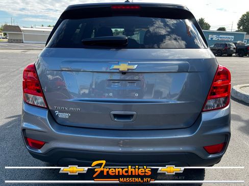 Used 2020 Chevrolet Trax LS w/ Tint and Cruise Package AWD/4WD image 4