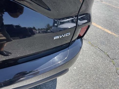 Used 2025 Ford Escape ST-Line Select AWD/4WD image 5
