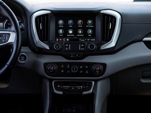 Used 2023 GMC Terrain SLT AWD/4WD image 19