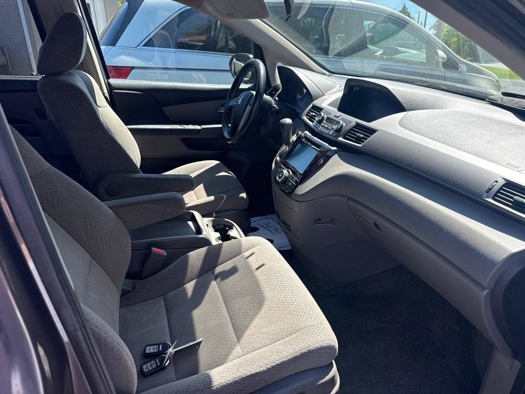 Used 2016 Honda Odyssey EX image 6