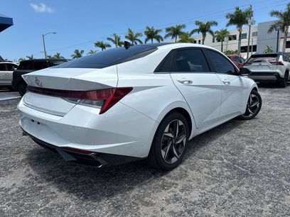 Used 2021 Hyundai Elantra Limited