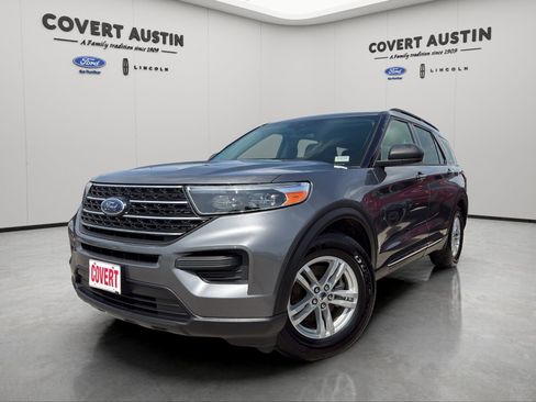 Used 2021 Ford Explorer XLT RWD image 1