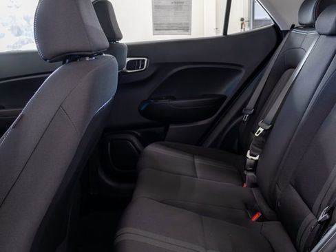 Certified 2023 Hyundai Venue SEL FWD image 14