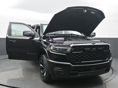 New 2026 RAM 1500 4x4 Crew Cab image 54