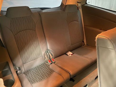 Used 2017 Chevrolet Traverse LS image 16