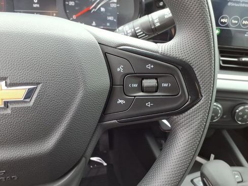 New 2026 Chevrolet Trax LS w/ LS Convenience Package image 16