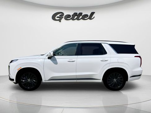 Used 2025 Hyundai Palisade Calligraphy image 3